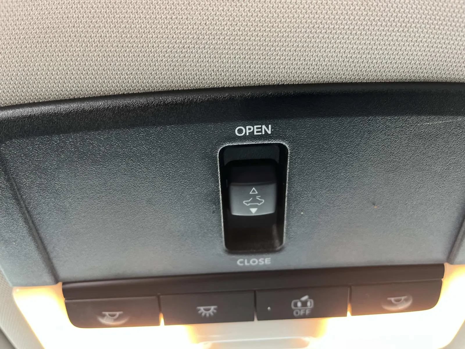 Used 2021 Nissan Altima 2.5 SR w/ SR Premium Package FWD image 17