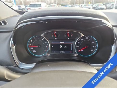 Used 2023 Chevrolet Traverse LT image 13