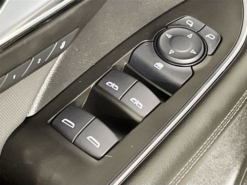 Used 2024 Buick Envision Preferred AWD/4WD image 20