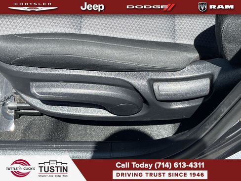 Used 2025 Kia Soul LX w/ LX Technology Package FWD image 24