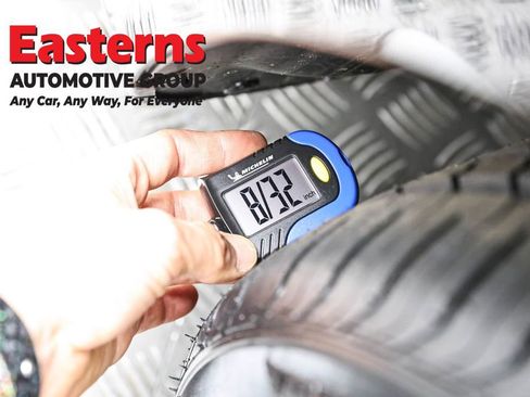 Used 2023 Tesla Model 3 Standard Range image 23