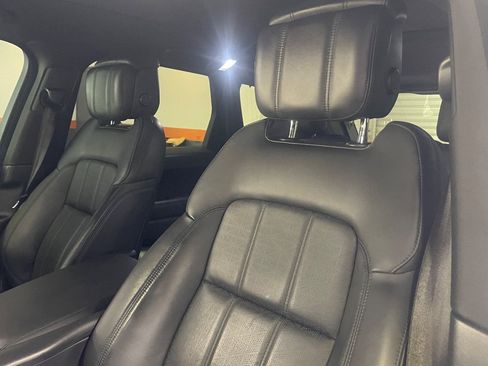 Used 2019 Land Rover Range Rover Sport HSE Dynamic AWD/4WD image 17