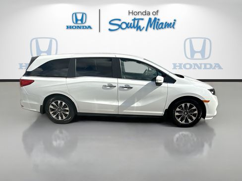 Used 2023 Honda Odyssey EX-L image 8