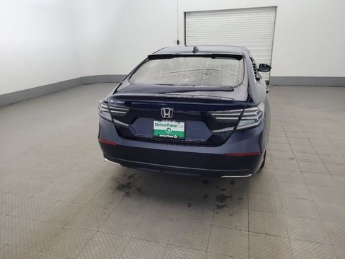 Used 2020 Honda Accord LX image 7