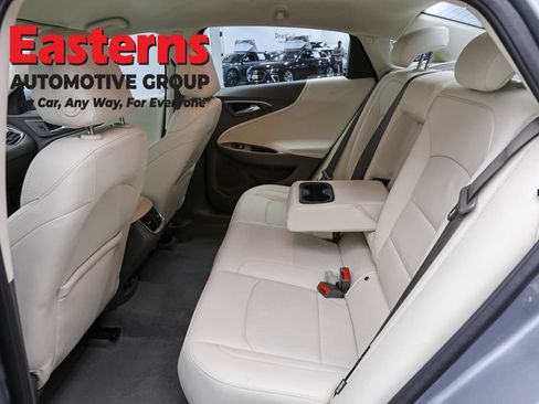 Used 2024 Chevrolet Malibu LT FWD image 23