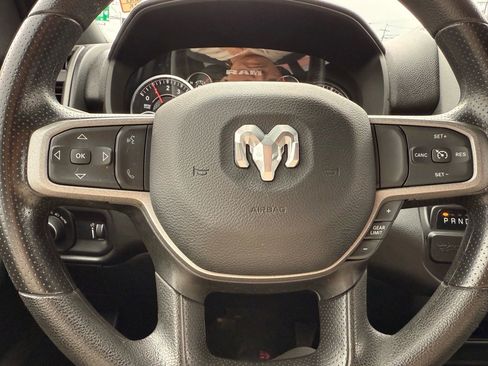 Used 2024 RAM 2500 Tradesman w/ Chrome Appearance Group image 14