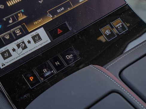 New 2026 INFINITI QX80 Autograph w/ Premium Cargo Package image 16