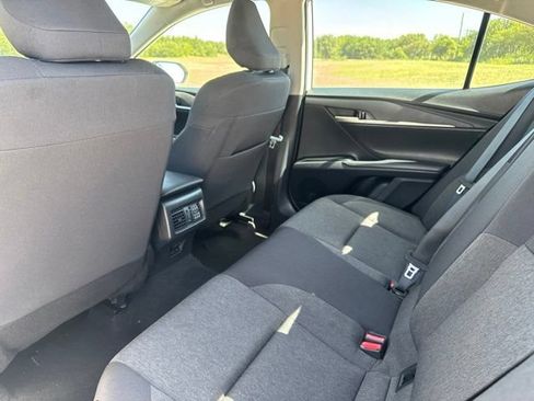 Used 2025 Toyota Camry LE FWD image 21