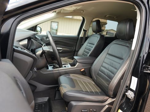 Used 2018 Ford Escape SEL FWD image 12