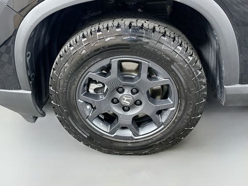 Certified 2026 Honda Pilot TrailSport image 32