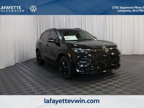 New 2025 Volkswagen Tiguan SE R-Line image 1