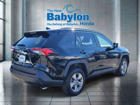 Used 2023 Toyota RAV4 XLE image 4