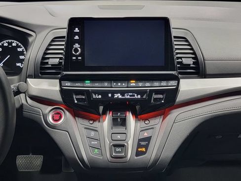 Certified 2025 Honda Odyssey Sport-L image 18
