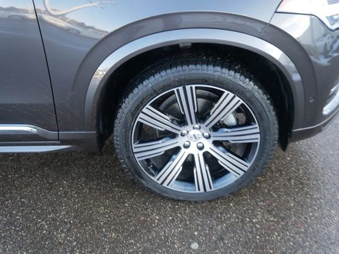 Certified 2023 Volvo XC90 B6 Ultimate w/ Lounge Package image 9