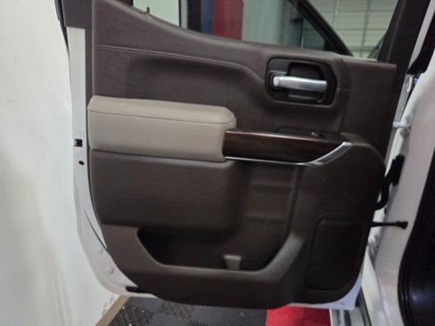 Used 2020 GMC Sierra 1500 SLT AWD/4WD image 35