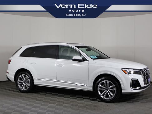 Used 2025 Audi Q7 3.0T Premium Plus image 1