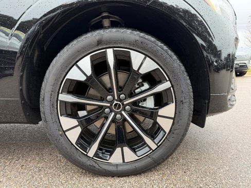 New 2026 Volvo XC60 B5 Ultra w/ Protection Package Premier image 7