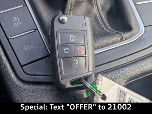 Used 2024 Volkswagen Jetta Sport image 31