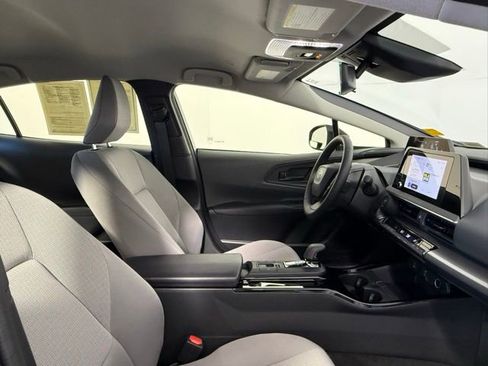 Used 2026 Toyota Prius LE image 55