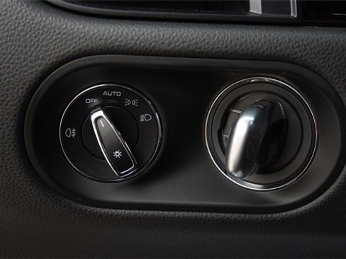 Used 2023 Porsche Macan image 23