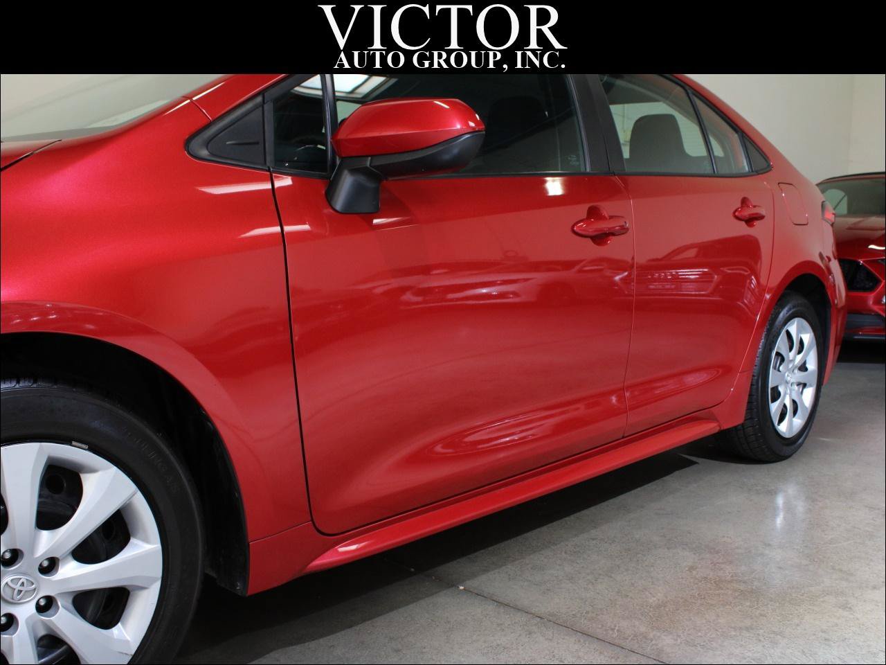 Used 2021 Toyota Corolla LE FWD image 6