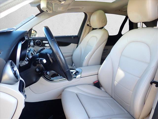 Used 2016 Mercedes-Benz GLC 300 4MATIC image 12