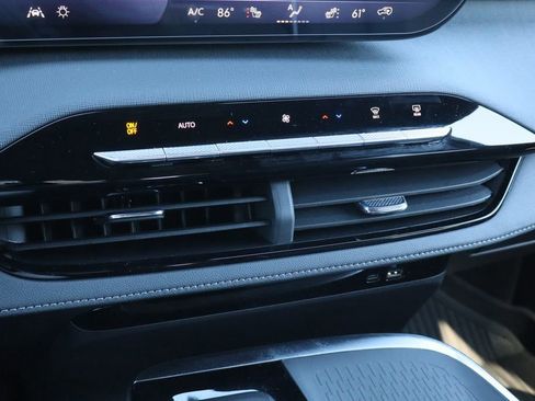 New 2026 Buick Enclave Sport Touring w/ Power Package image 12