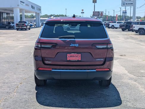 Used 2023 Jeep Grand Cherokee L Limited w/ Trailer Tow Group (B) RWD image 6