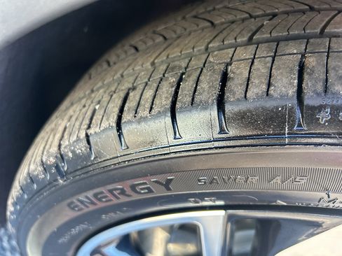 Used 2023 Chevrolet Bolt LT w/ Infotainment Package image 24