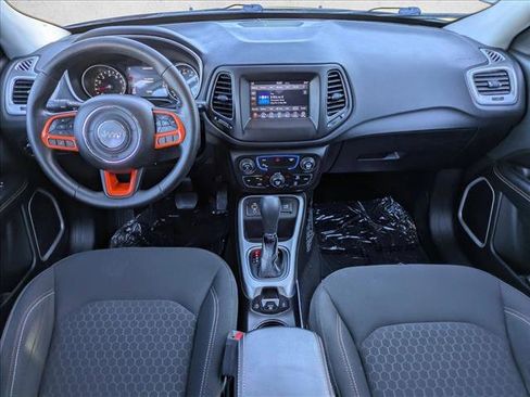 Used 2018 Jeep Compass Sport w/ Tech Group image 16