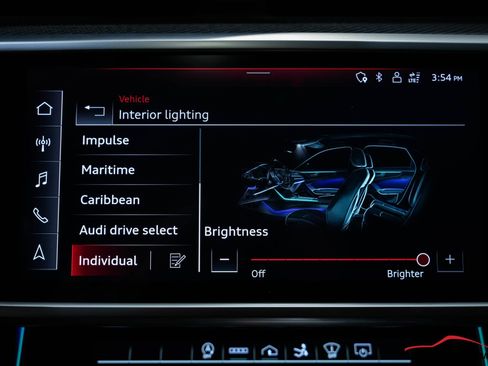 Used 2022 Audi RS 7 4.0T image 85