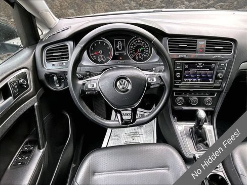 Used 2021 Volkswagen Golf 4-Door FWD image 5