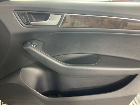 Used 2015 Audi Q5 2.0T Premium Plus w/ Technology Package image 13