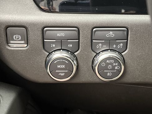 Certified 2024 GMC Sierra 1500 Elevation AWD/4WD image 18