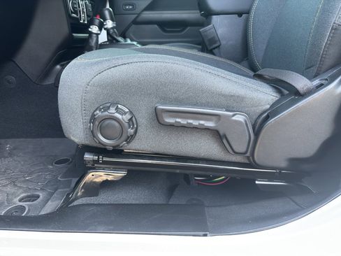 Used 2024 Jeep Wrangler Sahara image 18