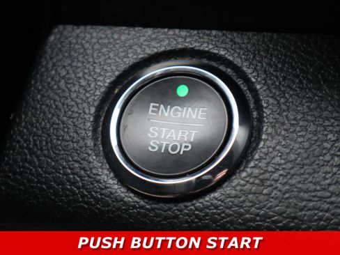 Used 2021 Ford Expedition XLT image 23