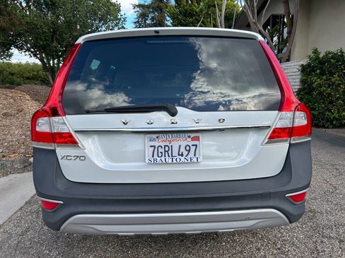 Used 2014 Volvo XC70 3.2 FWD image 18