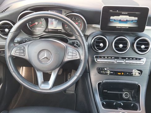 Certified 2019 Mercedes-Benz GLC 300 image 27