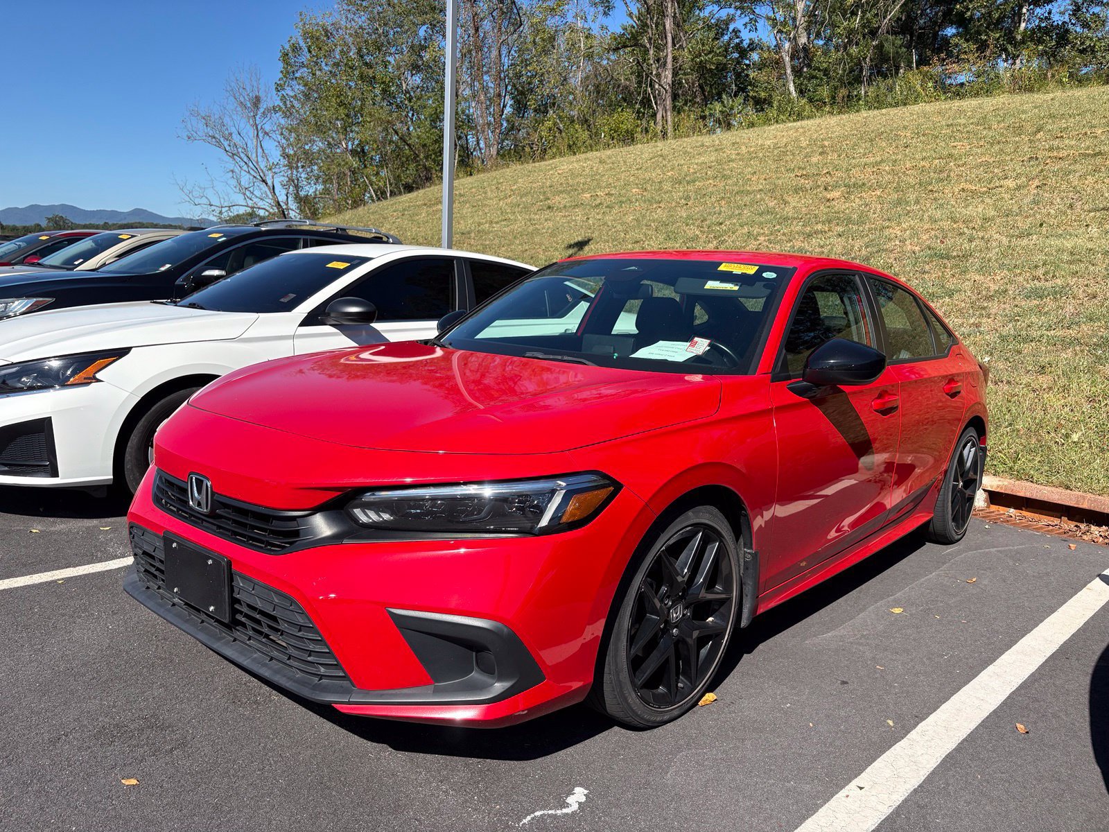 Used 2022 Honda Civic Sport image 3