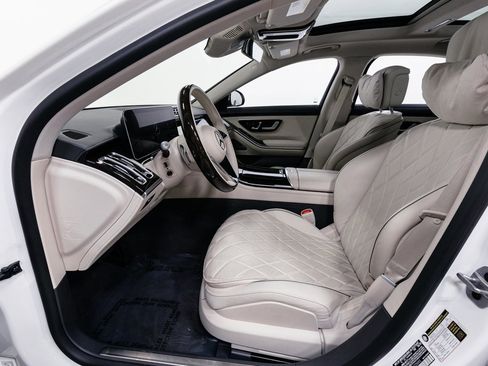 Used 2023 Mercedes-Benz S 580 4MATIC Sedan image 8