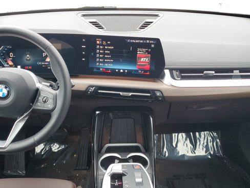 Certified 2024 BMW X1 xDrive28i w/ Convenience Package image 22