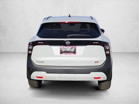 New 2026 Nissan Kicks SR image 8