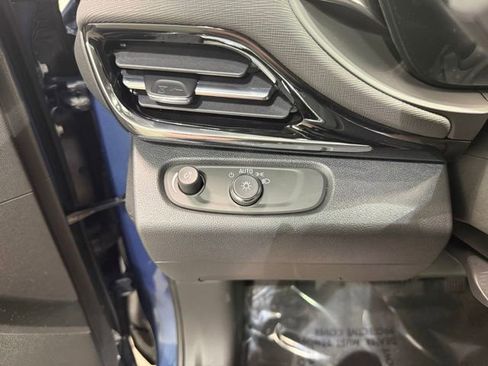 New 2026 Buick Envista Sport Touring w/ Convenience I Package FWD image 18
