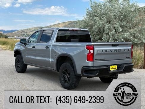 Used 2023 Chevrolet Silverado 1500 ZR2 w/ Technology Package AWD/4WD image 3