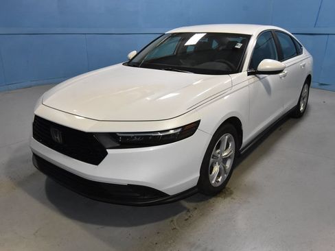 Used 2023 Honda Accord LX image 23
