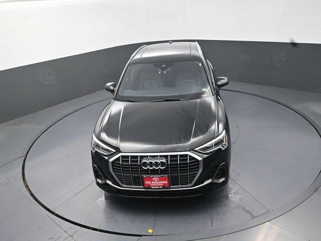 Used 2025 Audi Q3 2.0T Premium AWD/4WD image 24