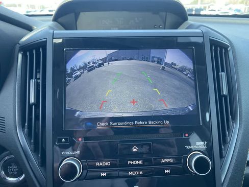 Used 2022 Subaru Crosstrek 2.5i Sport w/ Moonroof Package image 16