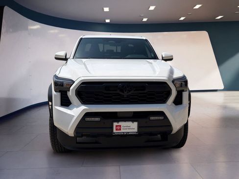 Used 2026 Toyota Tacoma TRD Off-Road w/ TRD Off Road Premium Package AWD/4WD image 8