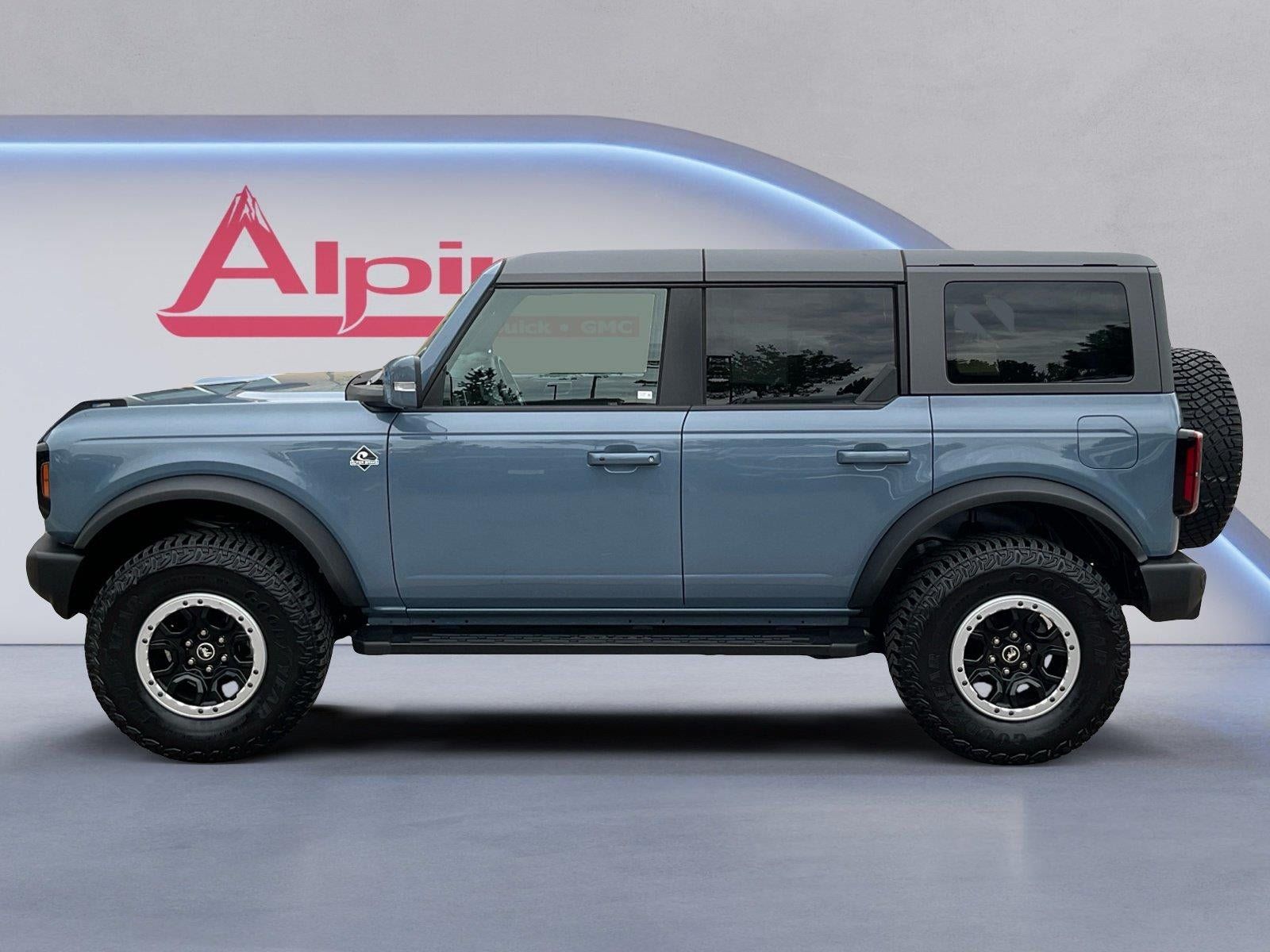 Used 2024 Ford Bronco Outer Banks w/ Sasquatch Package AWD/4WD image 2