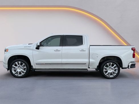 Used 2025 Chevrolet Silverado 1500 High Country image 6